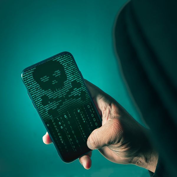 BLASTPASS: iPhone ZeroDay Exploit milik NSO Dibongkar Oleh Citizen Lab